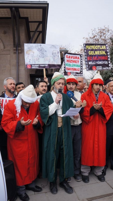 Saadet Partisi'nden Patroit füze sistemine dualı protesto