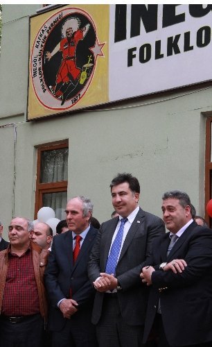 Saakaşvili: Gürcistan NATO ve AB'ye açtığı pencereyi Türkiye'ye de açmıştır