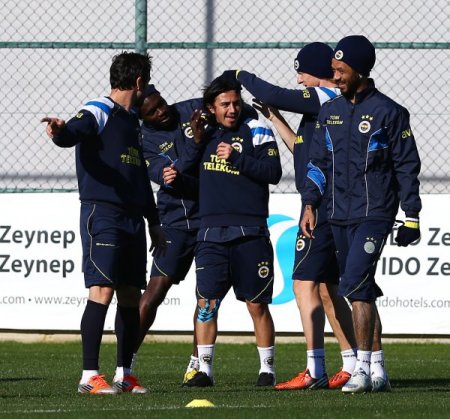 Sabah antrenman, akşam hazırlık maçı