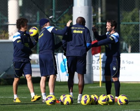 Sabah antrenman, akşam hazırlık maçı