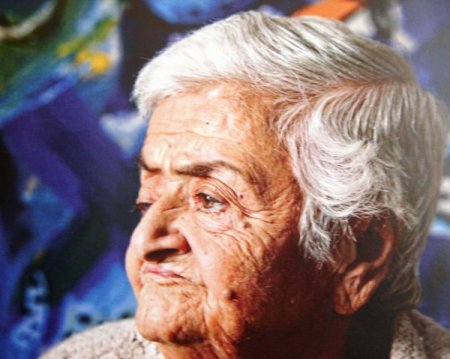 ‘Sabaha çıkmaz’ denen alzheimer hastası sevgiyle normale döndü