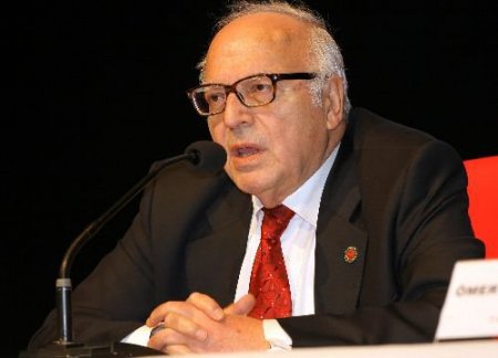 Sabih Kanadoğlu: Anayasa Mahkemesi, Anayasa Değişikliğini İptal Edecek