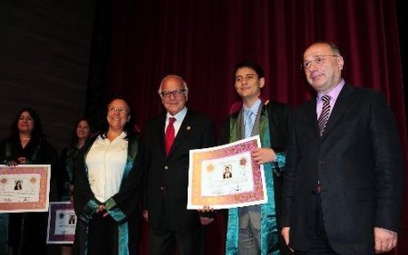 Sabih Kanadoğlu: Türkiye'de Çağdaş Demokrasi Hazmedilemiyor