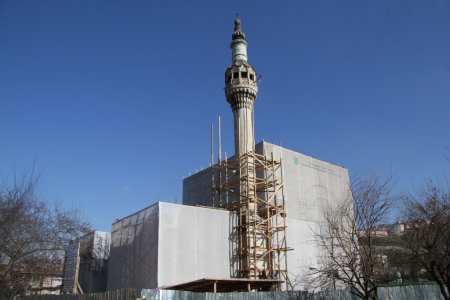 Sadabad Camii yenileniyor