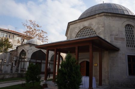Sadrazam Bayrampaşa Külliyesi ve Türbesi ziyarete açıldı