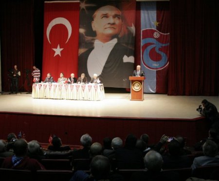 Sadri Şener: Şike olayları yüzünden 2020'yi kaybettik