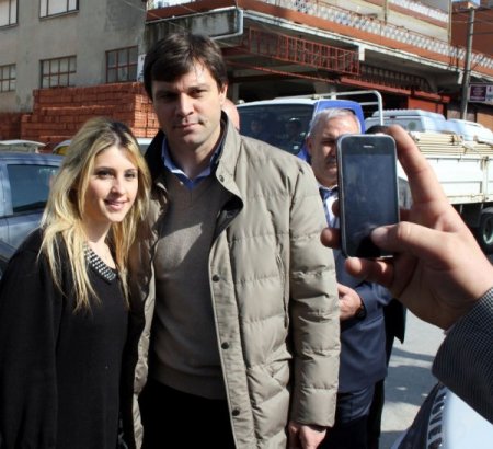 Sağlam’a büyük sevgi gösterisi