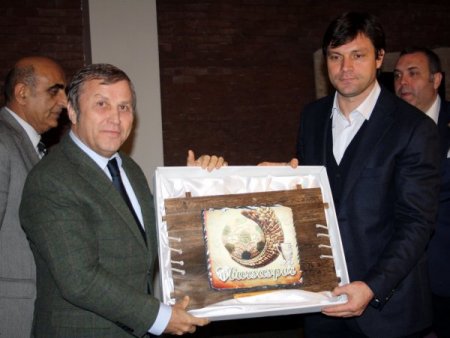 Sağlam'a veda yemeği veren Yazıcı: Darısı başıma