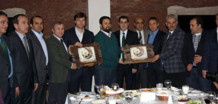 Sağlam'a veda yemeği veren Yazıcı: Darısı başıma