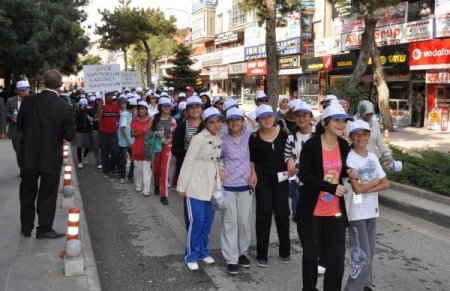 'Sağlığını masiyosan mahana bulma yörü' sloganıyla yürüdüler