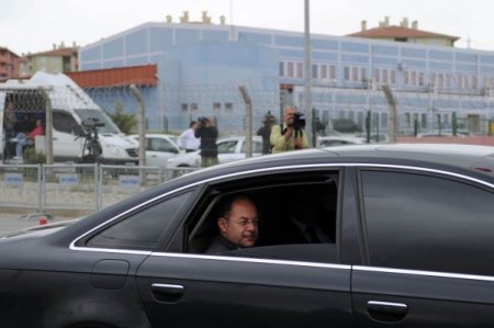 Sağlık Bakanı Akdağ, Silivri Cezaevi'ne Geldi