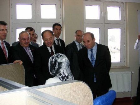 Sağlık Bakanı Akdağ: Hastane Randevu Sistemi 2011'de Tüm Türkiye'de Hizmete Girecek