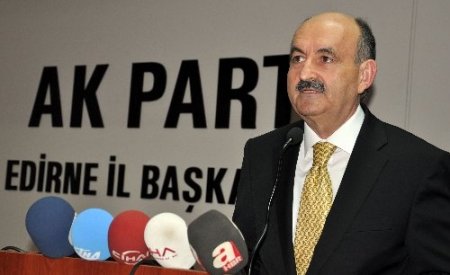 Sağlık Bakanı: Alkolle ilgili yasak yok düzenleme var