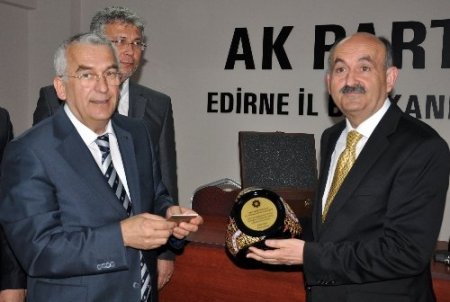 Sağlık Bakanı: Alkolle ilgili yasak yok düzenleme var