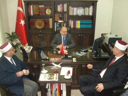 Sağlık Bakanı Müezzinoğlu Batı Trakya'da