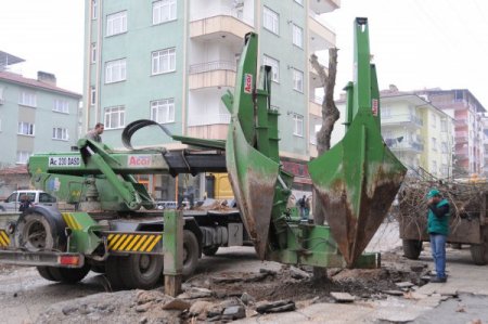 Sağlık Caddesi genişletiliyor