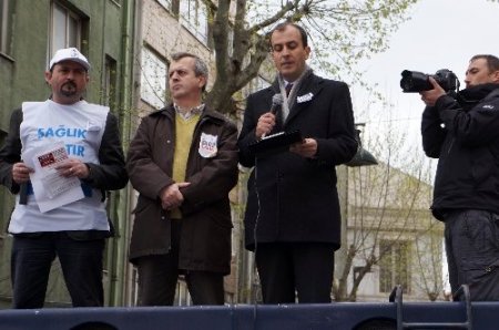 Sağlık çalışanları şiddete karşı eylem yaptı