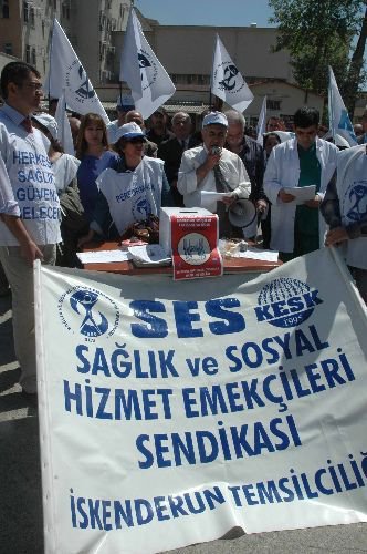 Sağlık Çalışanları Tasarıya Tepki Gösterdi