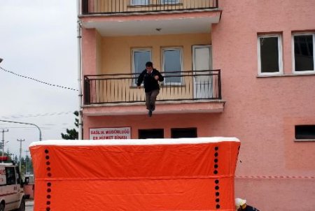 Sağlık İl Müdürlüğü Yangın Tatbikatı Düzenledi