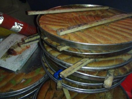 Sağlık koşullarına uymayan 300 kilogram baklava imha edildi