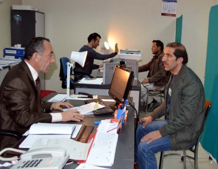 Sağlık kurulu raporu için hastanede fotoğraf çektirme dönemi başladı