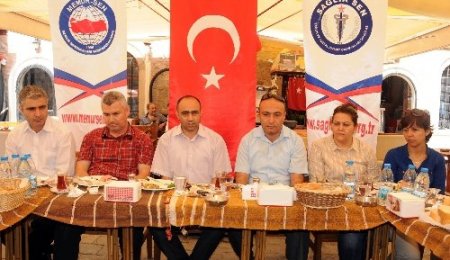 Sağlık-Sen Manisa'da bu sene de yetkili sendika oldu