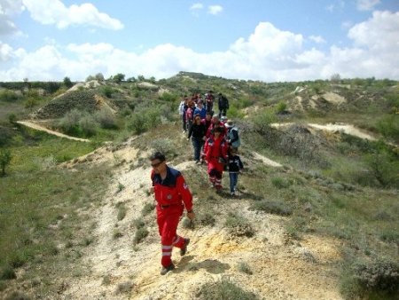 Sağlıkçılar vadi yürüyüşünde buluştu