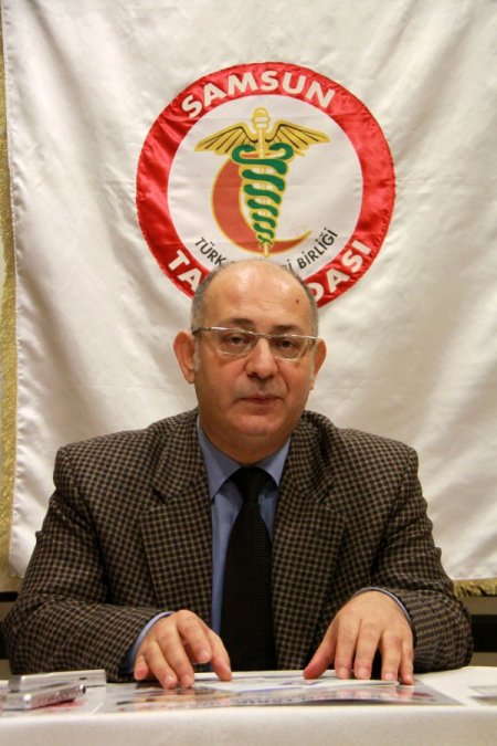 'Sağlıkçıların yüzde 64'ü hayatında en az bir kere şiddete maruz kalıyor'