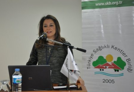 Sağlıklı Kentler Birliği, ‘Sağlık 2020’ belgeselini konuştu