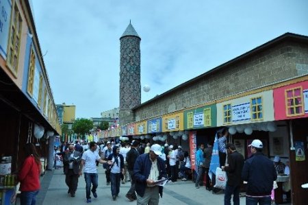 Sağlıklı yaşam için festival düzenlediler