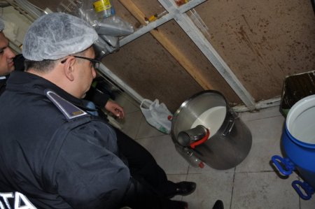 'Sağlıksız süt ürünleri imalathaneleri büyük risk oluşturuyor'