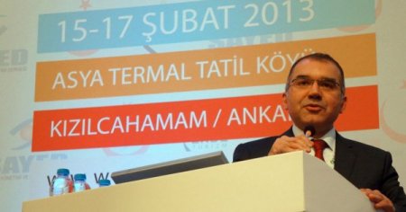 'Sağlıkta şiddeti önlemek için hizmeti alanlarda bilinçli sağduyu oluşturulmalı'