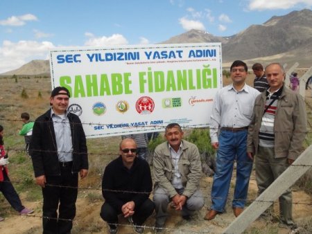 Sahabeler Adına 7 Bin Fidan Toprakla Buluştu