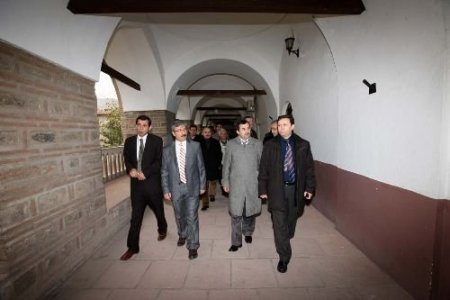 Sahafçılardan Tarihi Fidan Han'a Tam Not