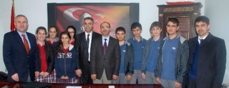 Şahikalı öğrencilerden Milli Eğitim Müdürü Yıldırım'a ziyaret