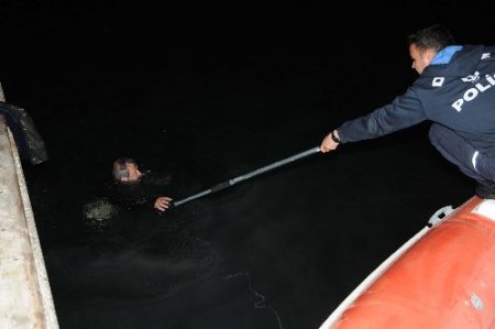 Sahilde başlayan kavga, denizde bitti