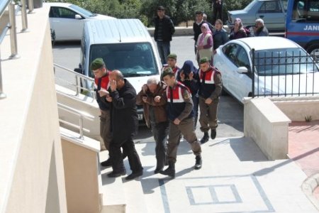 Sahildeki yazlıkları kışın kiralayıp fuhuş yaptırmışlar