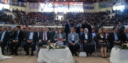 Şahin: Çözüm süreciyle dağılan ve kırılan kalpleri birleştiriyoruz