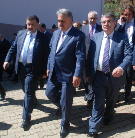 Şahin: İyi eğitim almış polisin daha kaliteli hizmet vereceğine inanıyoruz