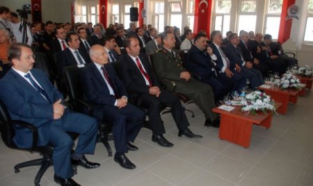 Şahin: İyi eğitim almış polisin daha kaliteli hizmet vereceğine inanıyoruz