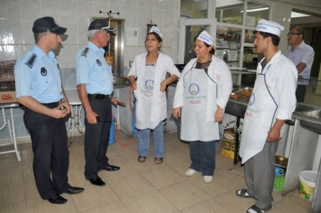 Şahinbey Belediyesi, okul kantinlerini denetliyor