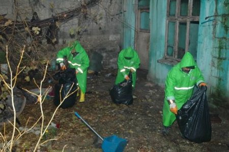 Şahinbey Belediyesi Çöp Evi Temizledi