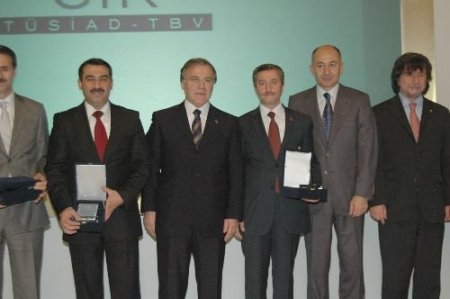 Şahinbey Belediyesi'nin 'rehber Eşliğinde Sanal Belediyecilik' Projesine Ödül