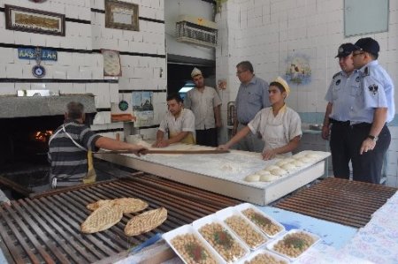 Şahinbey zabıtası fırınları denetledi