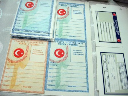 Sahte Belge Şebekesi Çökertildi