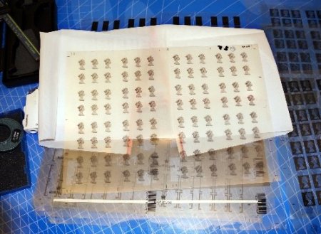 Sahte kraliyet pulu ile İngilizleri dolandırdılar