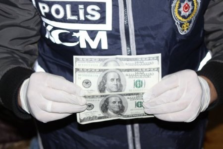 Sahte parayı Suriye'de piyasaya sürüp kâr elde etmek istemişler