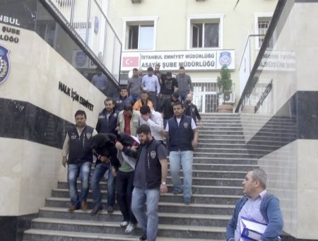 Sahte polis çetesine operasyon