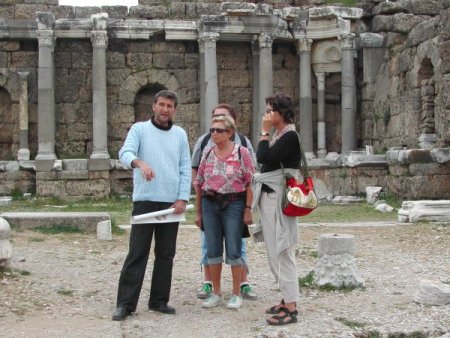 'Sahte Turist Rehberleri, Türk Turizminin İmajına Zarar Veriyor'