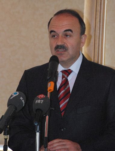 Şairler Hazar Şiir Akşamları Tanışma Toplantısında Buluştu